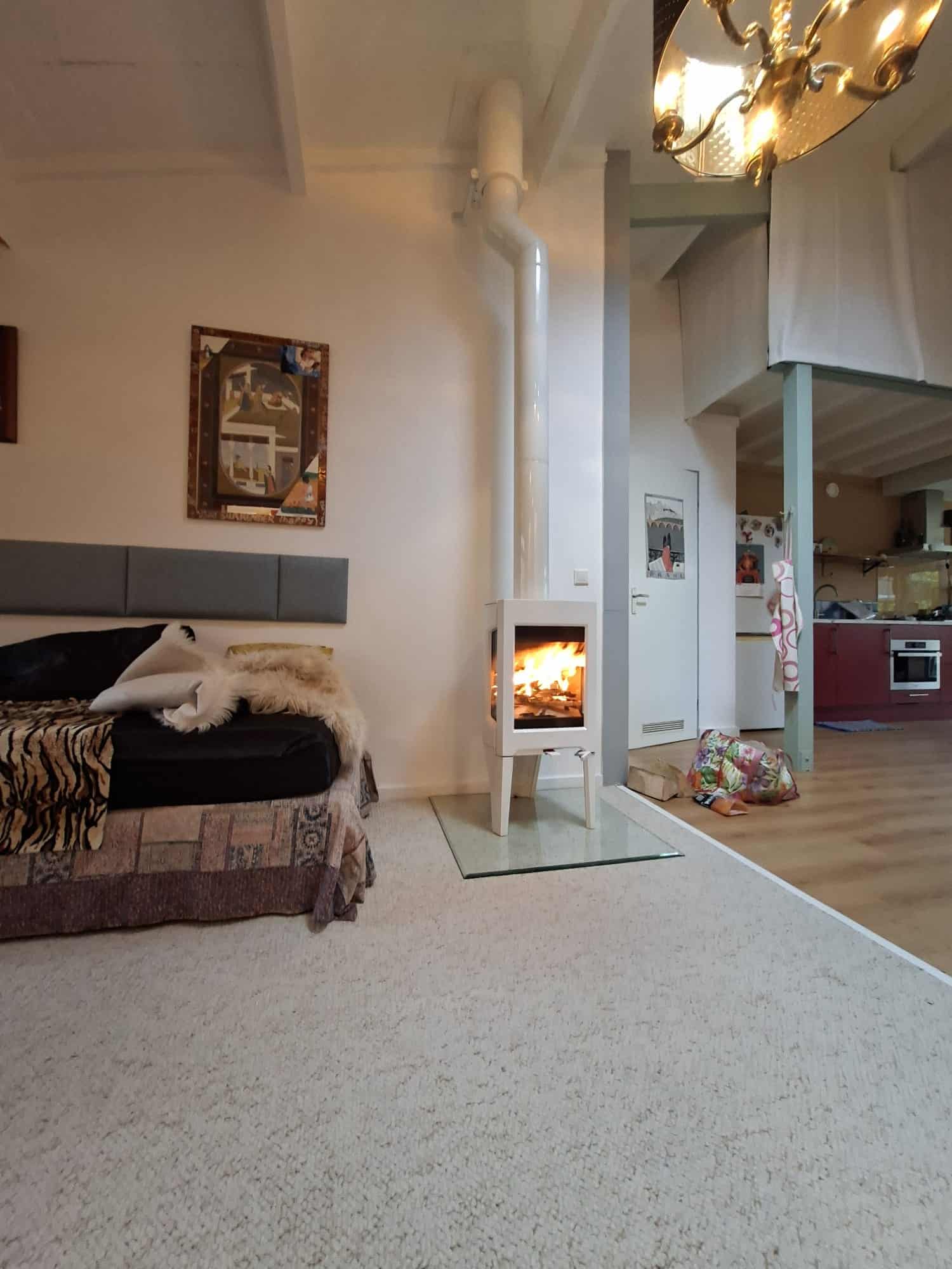 Fam. Van Schaardenburg Biddinghuizen (jotul F 163 Wit Met Compleet Dw Kanaal In Het Wit)