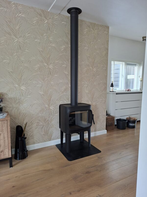 Fam. Van De Graaf Apeldoorn (jotul F 305 Ll)